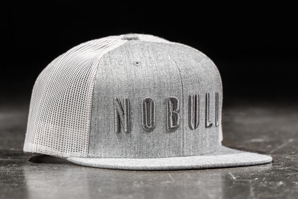 NOBULL Flat-Brim Trucker Hats - Light Heather Grey - Ireland (8714FZPNC)